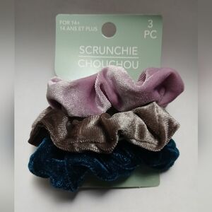 3 pack velvet scrunchies